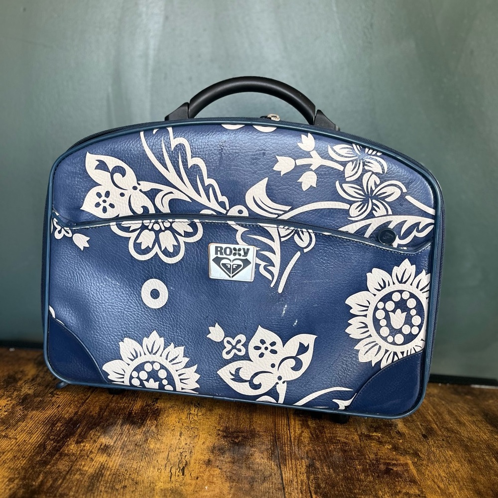 Roxy Dark Blue Vintage Carry-On Suitcase